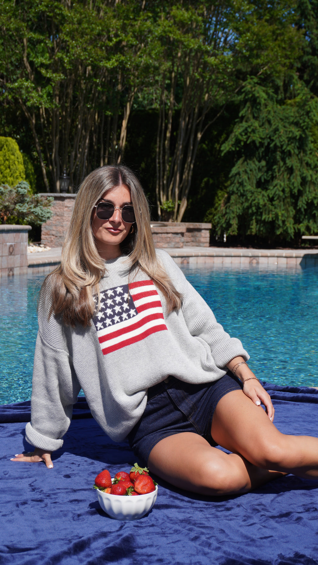 The Freedom Sweater - Gray