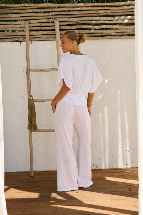 "Coastal Living" White Short Sleeve Flare Top