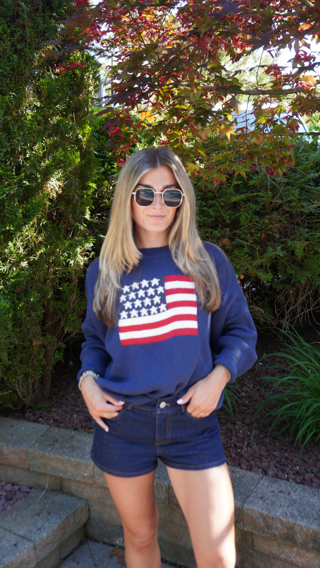 The Freedom Sweater - Navy