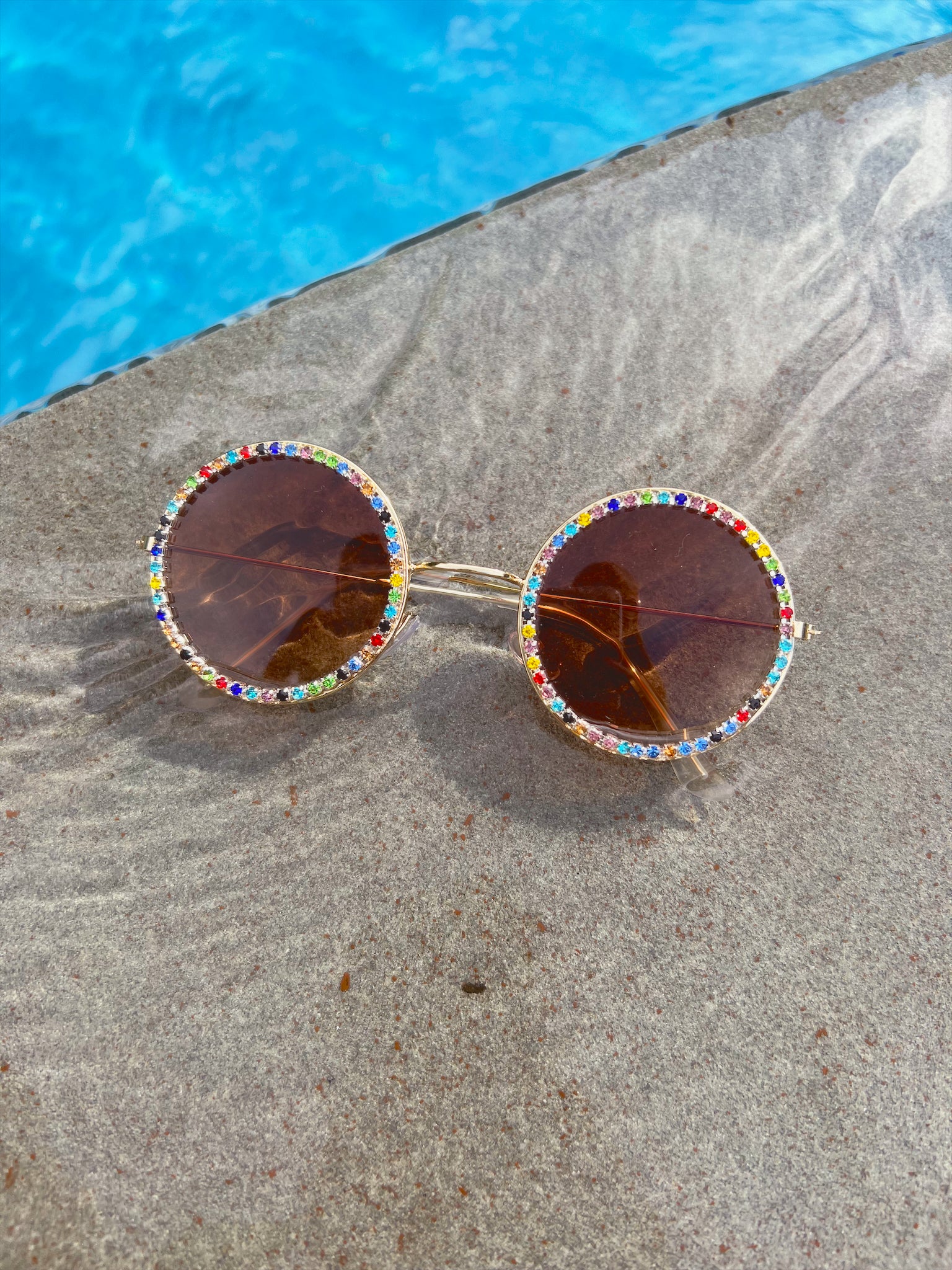"Sparks Fly" Colorful Gem Round Frame Sunglasses